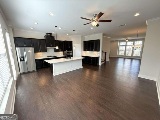 425 Fair View Circle, Roswell, GA 30076