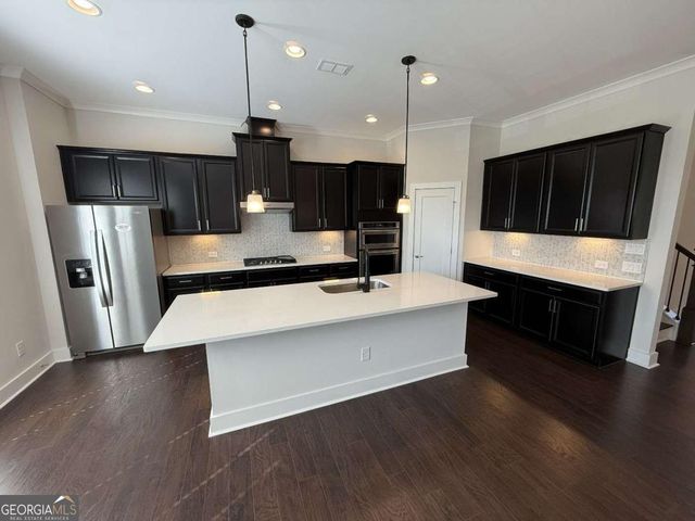 425 Fair View Circle, Roswell, GA 30076