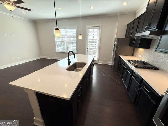 425 Fair View Circle, Roswell, GA 30076