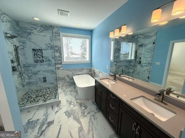 425 Fair View Circle, Roswell, GA 30076