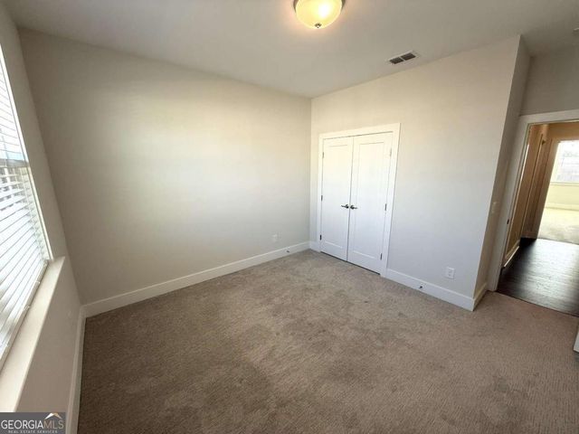 425 Fair View Circle, Roswell, GA 30076