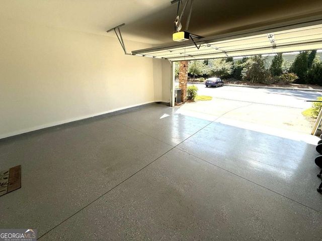 425 Fair View Circle, Roswell, GA 30076