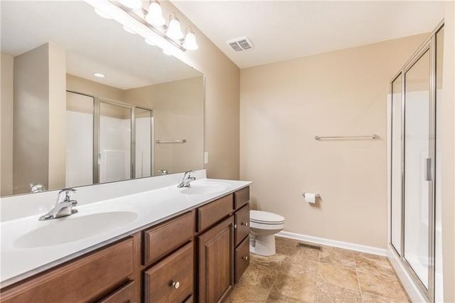 248 Broadstone Dr, Adams Twp, PA 16046