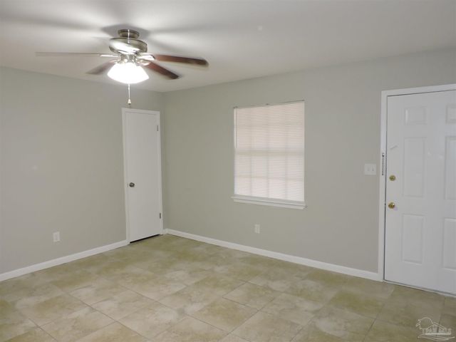 5094 Yacht Harbour Cir, Pensacola, FL 32514