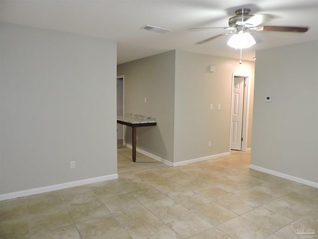 5094 Yacht Harbour Cir, Pensacola, FL 32514