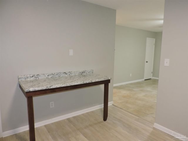 5094 Yacht Harbour Cir, Pensacola, FL 32514