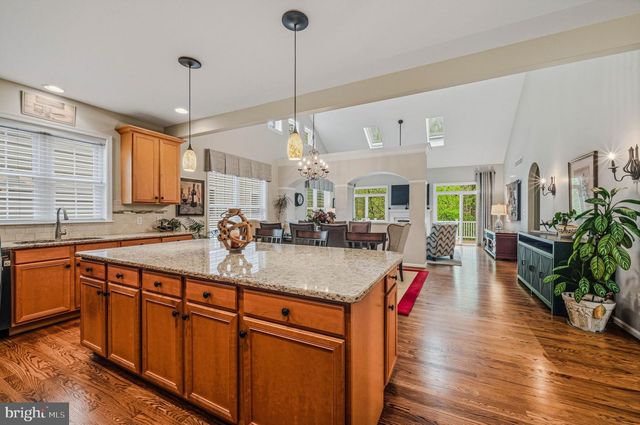 22 PYLES MOUNTAIN LN, Avondale, PA 19311