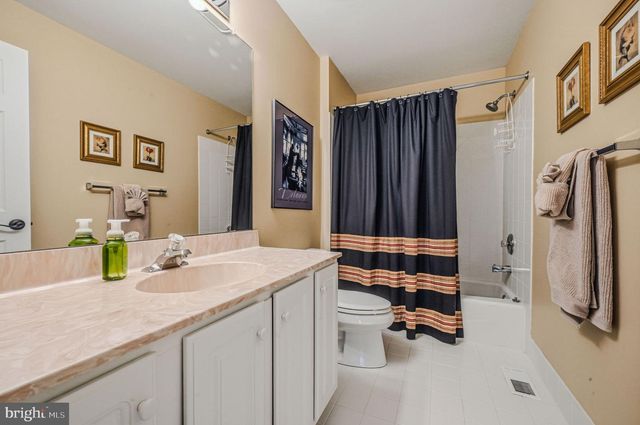 22 PYLES MOUNTAIN LN, Avondale, PA 19311