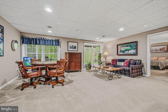 22 PYLES MOUNTAIN LN, Avondale, PA 19311