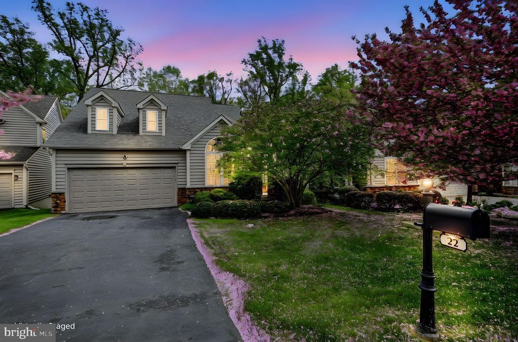 22 PYLES MOUNTAIN LN, Avondale, PA 19311