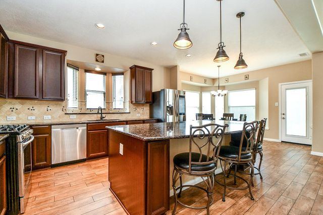 2810 Straight Elm Street, Fresno, TX 77545
