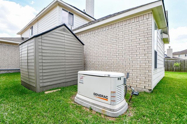 2810 Straight Elm Street, Fresno, TX 77545