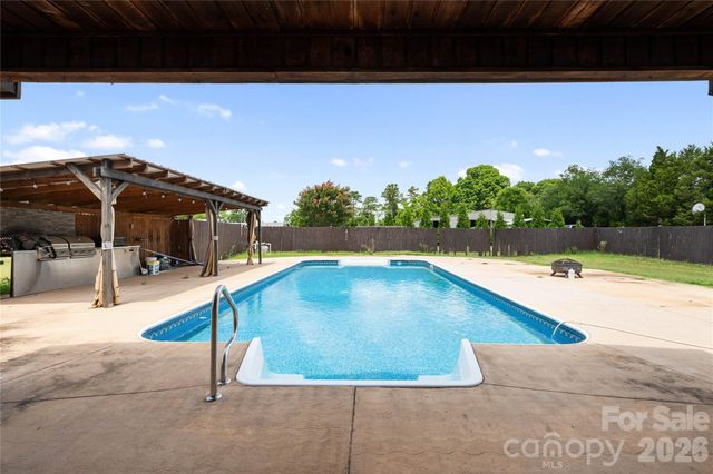 7610 Long Island Road, Catawba, NC 28609