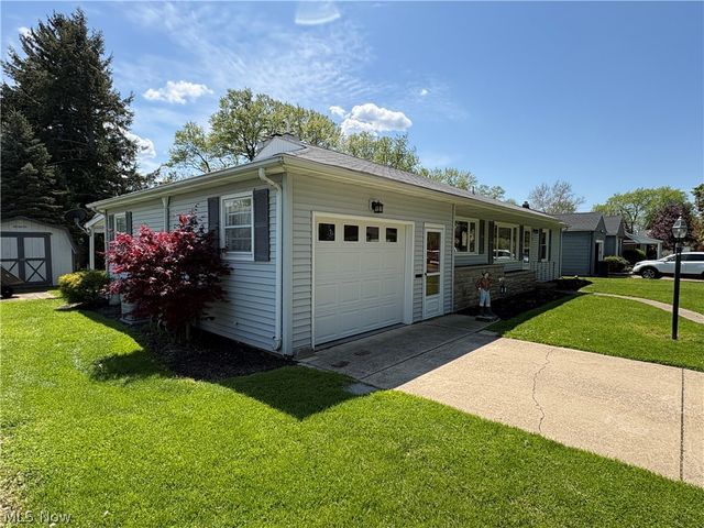 1942 E 41st Street, Ashtabula, OH 44004