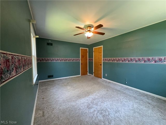 1942 E 41st Street, Ashtabula, OH 44004