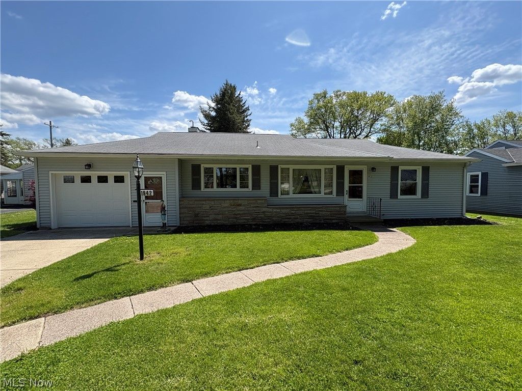 1942 E 41st Street, Ashtabula, OH 44004