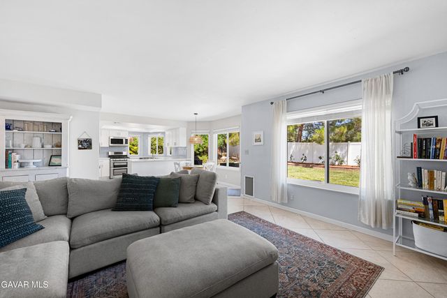 4819 Vitrina Lane, Palmdale, CA 93551