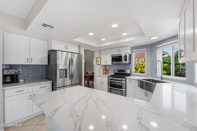 4819 Vitrina Lane, Palmdale, CA 93551