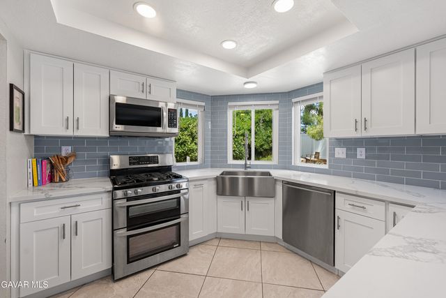 4819 Vitrina Lane, Palmdale, CA 93551