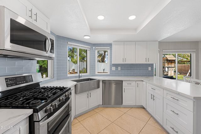 4819 Vitrina Lane, Palmdale, CA 93551