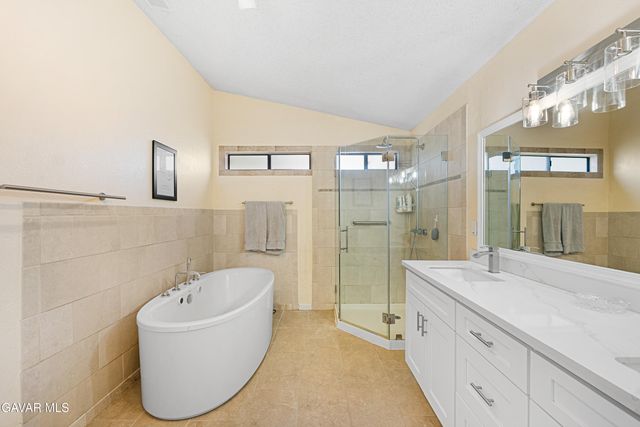 4819 Vitrina Lane, Palmdale, CA 93551