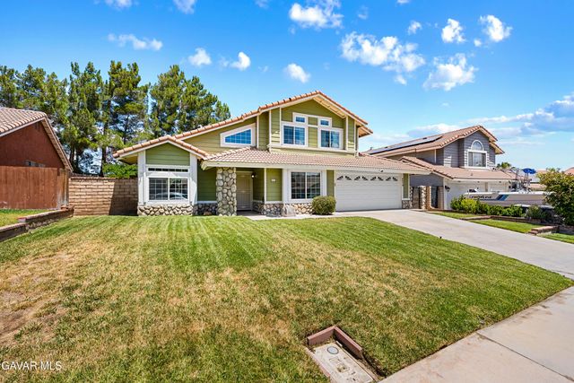 4819 Vitrina Lane, Palmdale, CA 93551