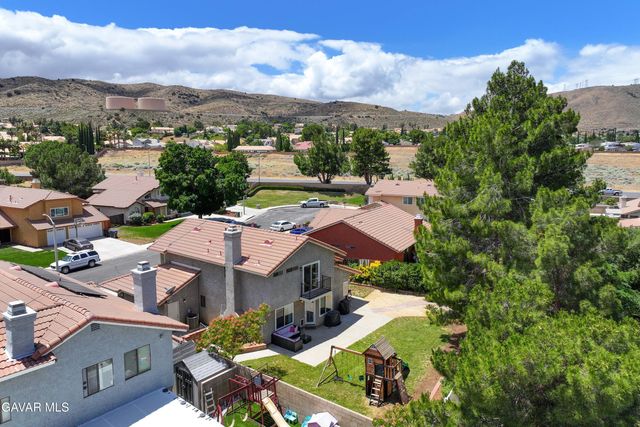 4819 Vitrina Lane, Palmdale, CA 93551