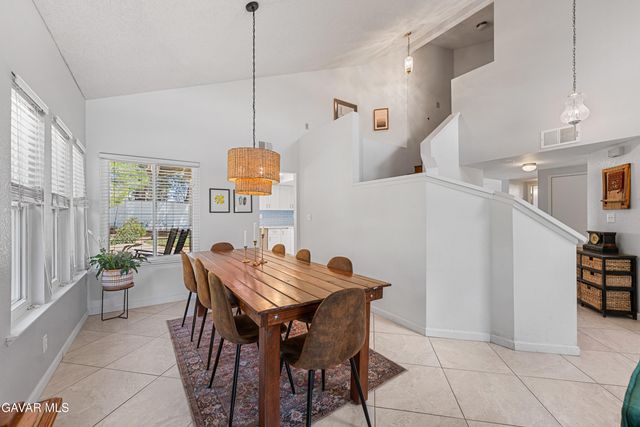 4819 Vitrina Lane, Palmdale, CA 93551