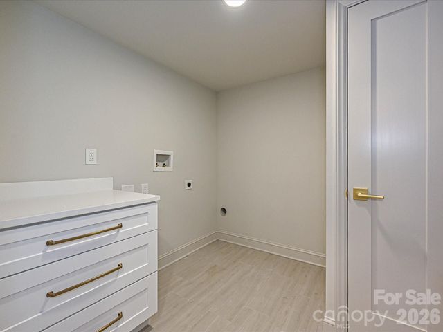 6500 Windyrush Road, Charlotte, NC 28226