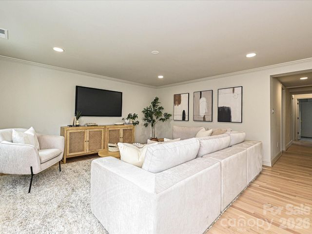 6500 Windyrush Road, Charlotte, NC 28226