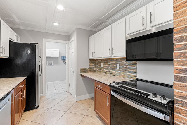 650 NE Country Club Avenue, Fort Walton Beach, FL 32547