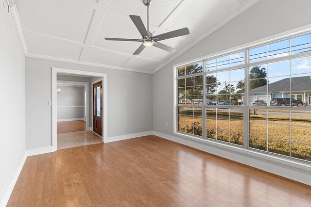 650 NE Country Club Avenue, Fort Walton Beach, FL 32547