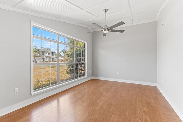 650 NE Country Club Avenue, Fort Walton Beach, FL 32547