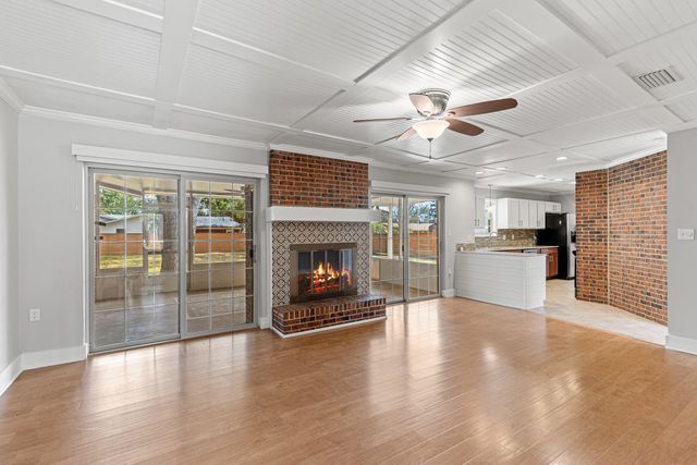 650 NE Country Club Avenue, Fort Walton Beach, FL 32547