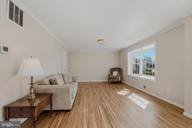 4102 LANDGREEN ST, Rockville, MD 20853