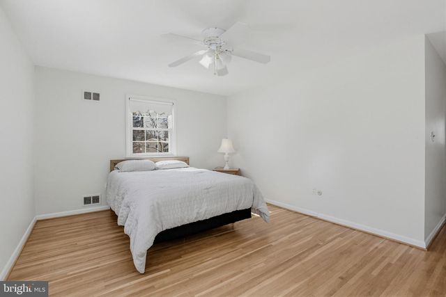 4102 LANDGREEN ST, Rockville, MD 20853