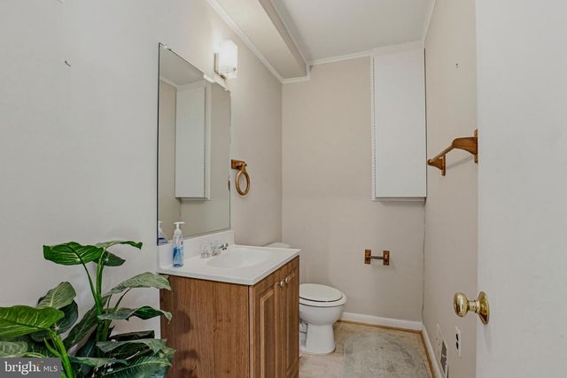 4102 LANDGREEN ST, Rockville, MD 20853