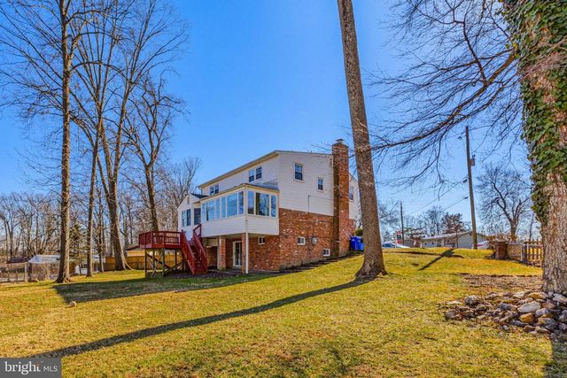 4102 LANDGREEN ST, Rockville, MD 20853