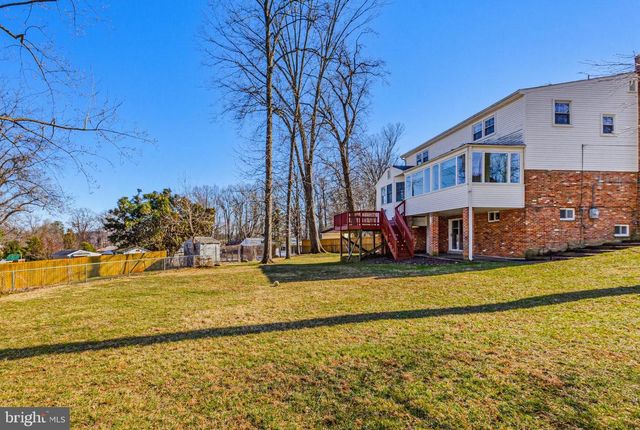 4102 LANDGREEN ST, Rockville, MD 20853