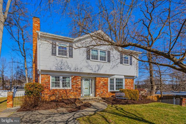 4102 LANDGREEN ST, Rockville, MD 20853