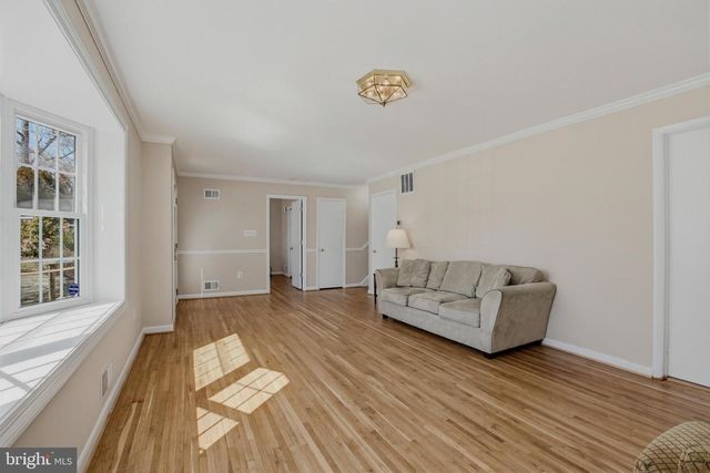 4102 LANDGREEN ST, Rockville, MD 20853