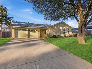 1105 Springdale Road, Bedford, TX 76021