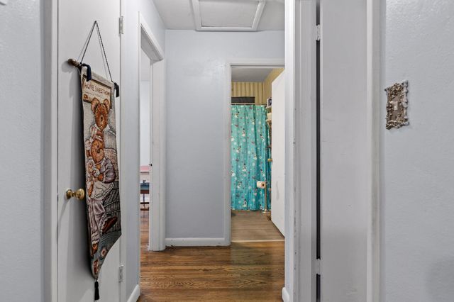 1102 Collins Circle, Chattanooga, TN 37411