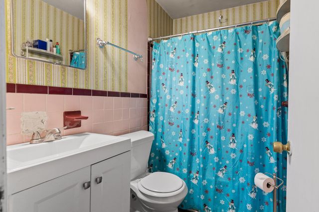 1102 Collins Circle, Chattanooga, TN 37411