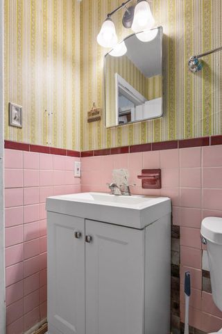 1102 Collins Circle, Chattanooga, TN 37411