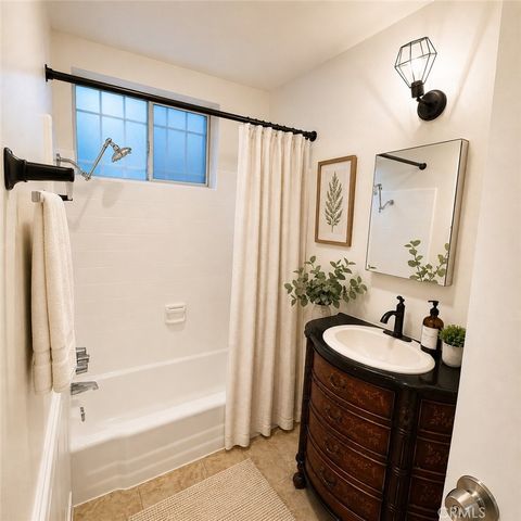 218 E Hyde Park, Inglewood, CA 90302