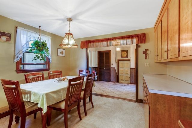 188 Poland Ave, Tewksbury, MA 01876