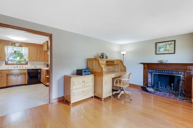 188 Poland Ave, Tewksbury, MA 01876
