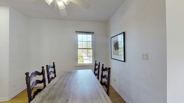 418 E Hillside Avenue, Barrington, IL 60010