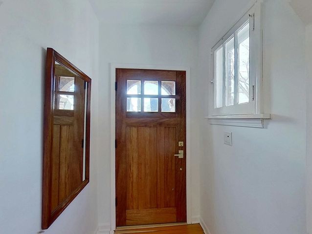 418 E Hillside Avenue, Barrington, IL 60010